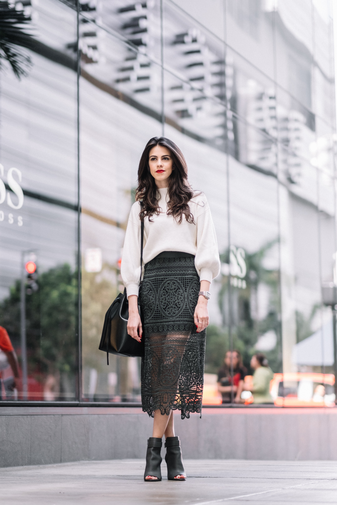 Jackie Roque styling a Topshop Lace skirt, Mansur Gavriel Bucket bag and Vince shoes