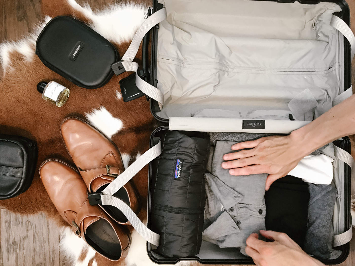 Arlo skye carry-on packing tips for men.